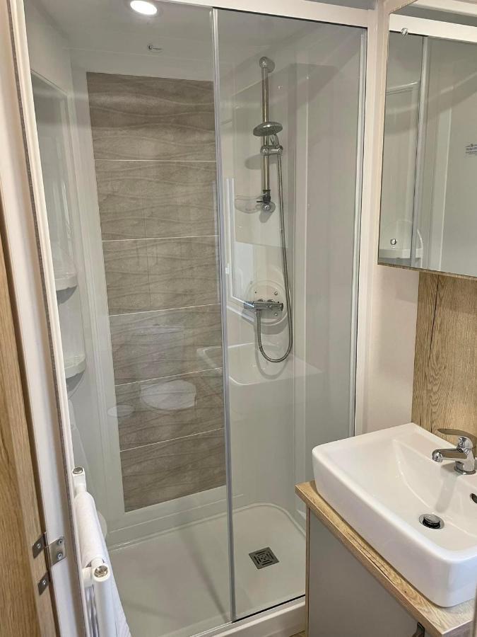 Supersonic Apartment Glasson Ngoại thất bức ảnh